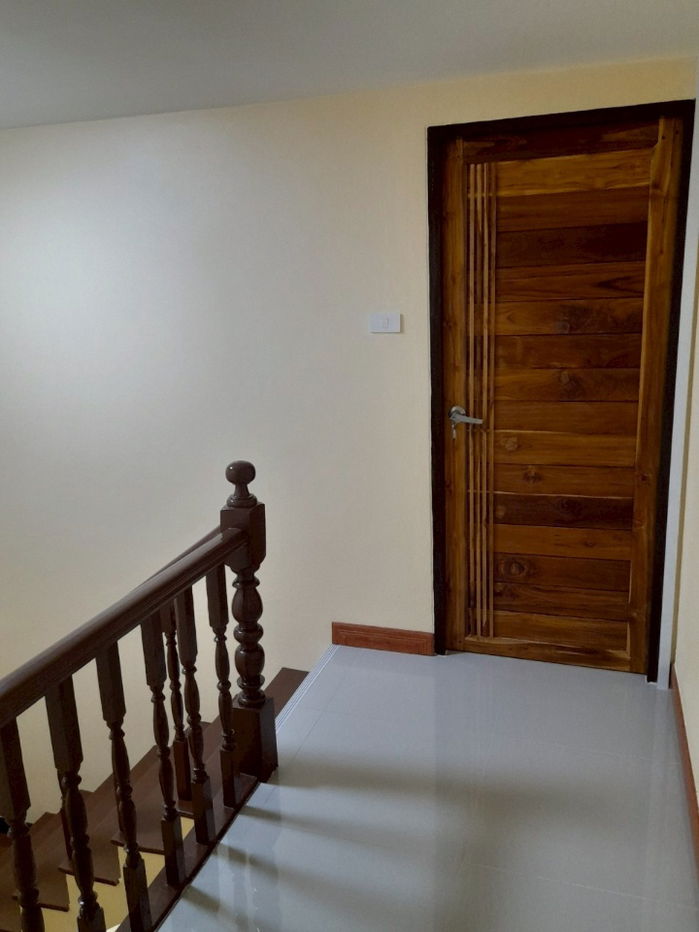 picture townhouse, newly renovated, ready to move in! Near the Orange Line, Min Phatthana Station, only 700 m. - 16/20