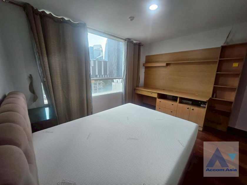 picture 🔼🔽 AccomA 📩  2 BR Condominium @Urbana Langsuan (AA44455) - 10/19