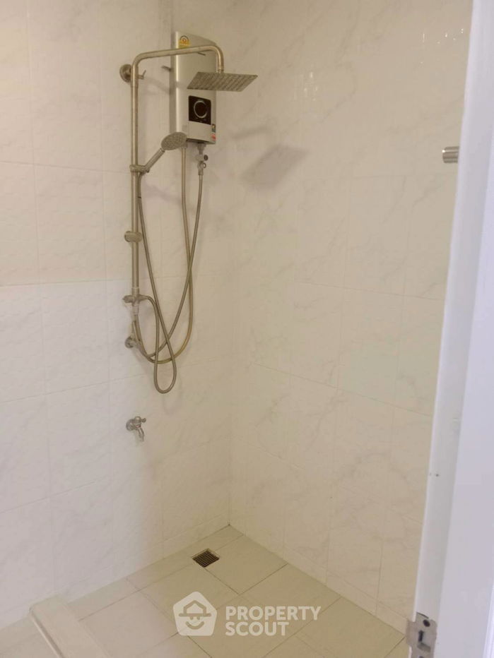 รูป ทาวน์เฮาท์ 2-ห้องนอน ใน สะพานสูง (ID 2261665) - รูปที่ 5/9