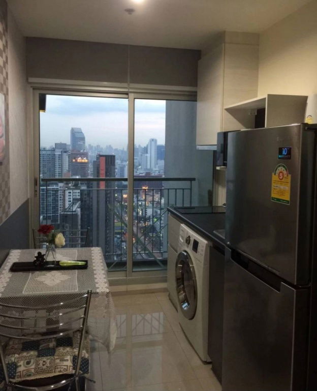 รูป ให้เช่าด่วน! ห้องสวย ราคาพิเศษสุด! คอนโดหรู Life รัชดาภิเษก - 1 ห้องนอน, 1 ห้องน้ำ - 31.57 ตร.ม. - รูปที่ 6/11