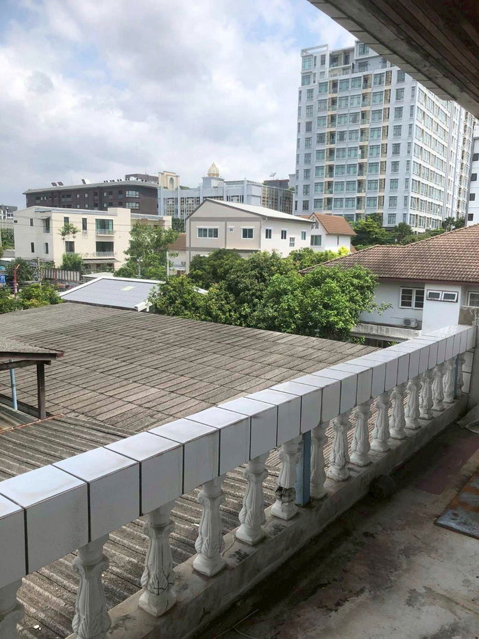 รูป LTH13001 – Commercial space for rent at Soi Sam Thahan Sukhumvit 50 Size 1000 sqm. 3 Studios 3 Baths Near BTS On Nut ONLY 150K/Month - รูปที่ 4/8