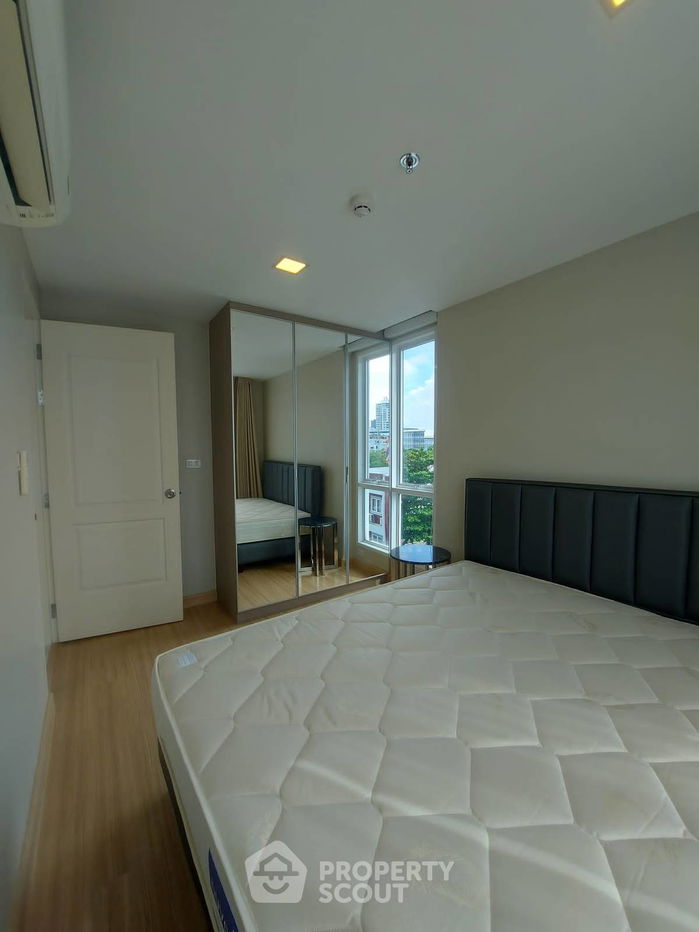 picture 1-BR Condo at Bless Residence Ekkamai near ARL Ramkhamhaeng (ID 1361096) - 5/5