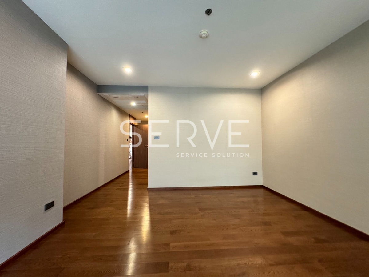 picture 3 Beds with Bathtub 171.44 sq.m. Good Location  BTS Chong Nonsi 650 m, at The Hudson Sathorn 7 Condo / For Sale - 7/12