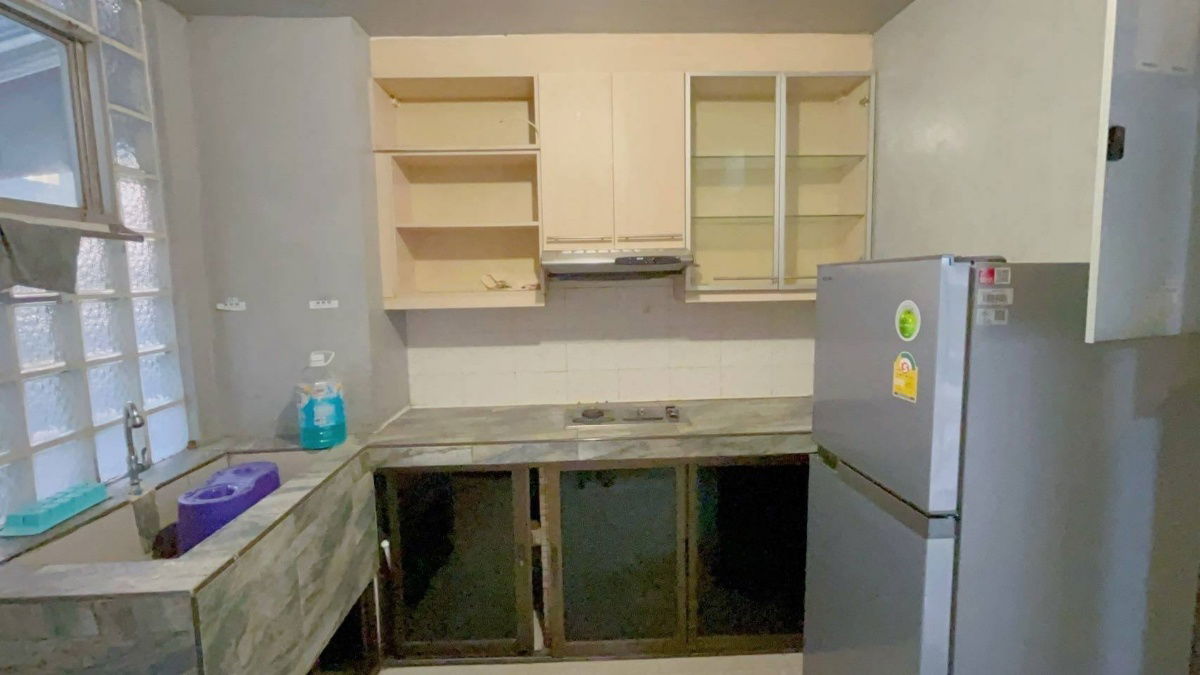 picture For rent: Noble Tara Town in Town, home in the heart of the city...fulfilling all the conveniences and privacy of your life. Line ID: @951qfbfi - 6/11