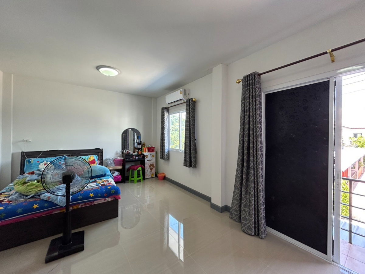 รูป บ้านสำหรับคนที่มองหาความสงบ แต่ยังใกล้ความสะดวกในเมือง ขายทาวน์เฮาส์ 2 ชั้น หมู่บ้าน ฟ้าใสวิลล์ 2 ( Fahsai ville 2 )  - รูปที่ 12/15