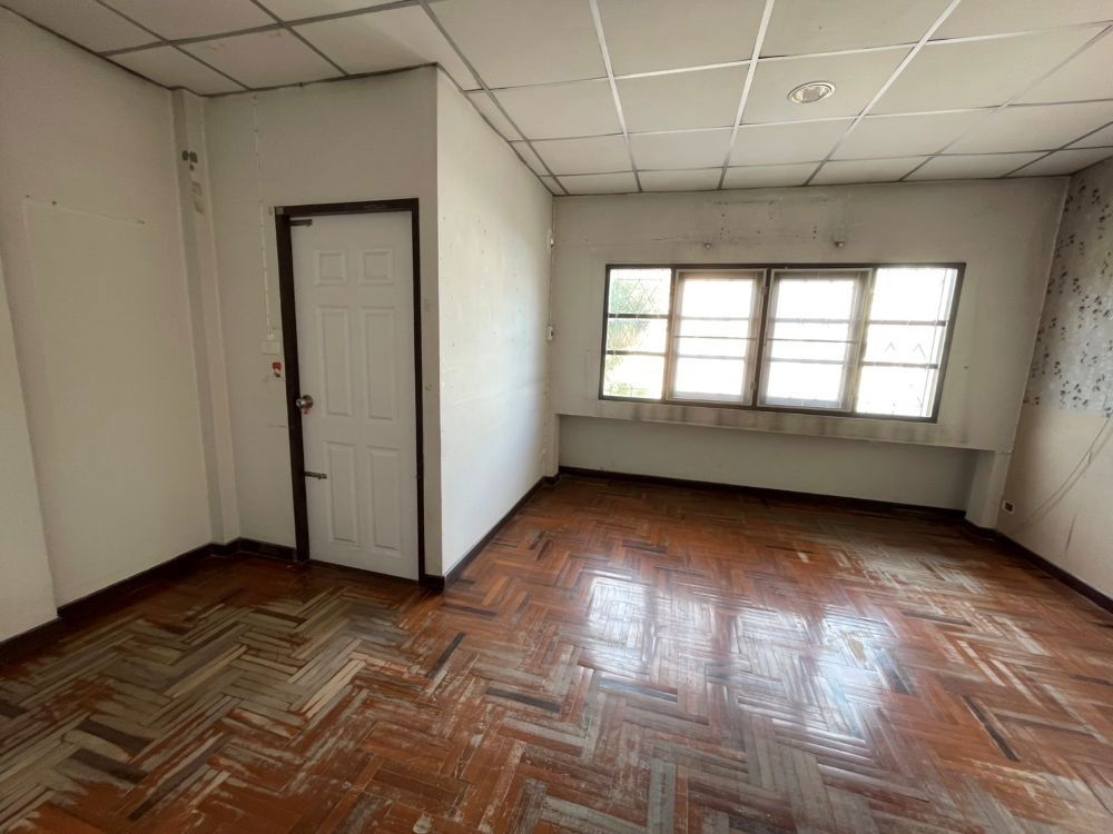 รูป ขายบ้านเดี่ยวหลังมุม หมู่บ้านวรนุช เพชรเกษม 68 แยก 31 ทำเลดี เดินทางสะดวก ใกล้ MRT บางแค - รูปที่ 4/15