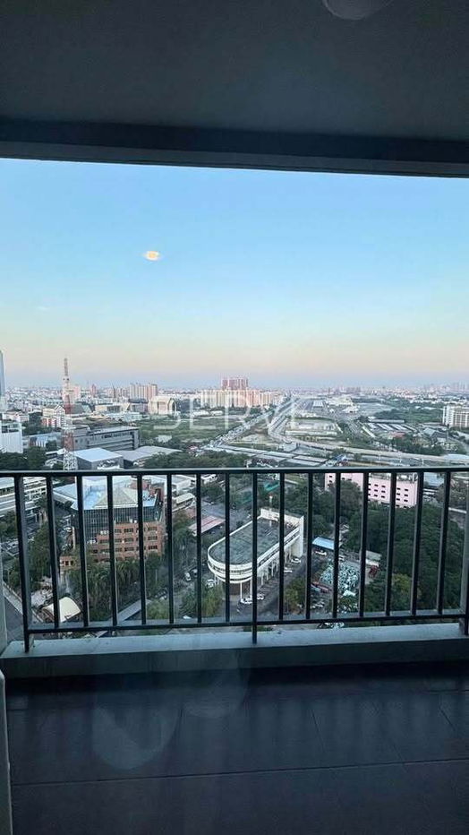 picture 2 Beds with Bathtub Large Room Good Location MRT Phra Ram 9  500 m. and CentralPlaza @ Belle Grand Rama 9 - 2/10