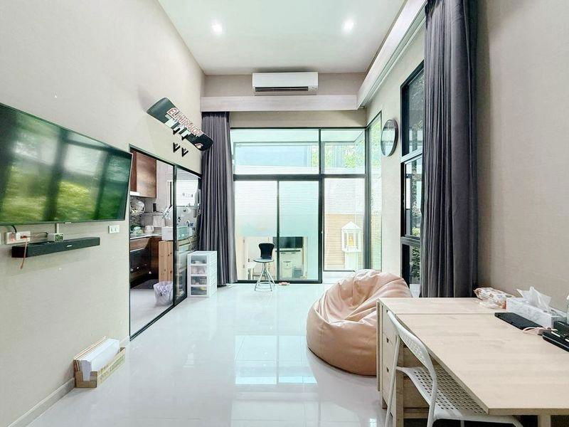 รูป LTHC13038 – Townhouse for Sale (ทาวน์เฮาส์ขาย) ARDEN RAMA 3 (อาร์เด้น พระราม 3) Size 200 sqm. 3 Bed 4 Bath ONLY 18MB - รูปที่ 10/12
