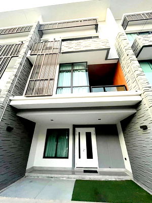 เช่าทาวน์โฮม ถนนโพธิ์แก้ว : ให้เช่าทาวน์เฮาส์ Plex Residence