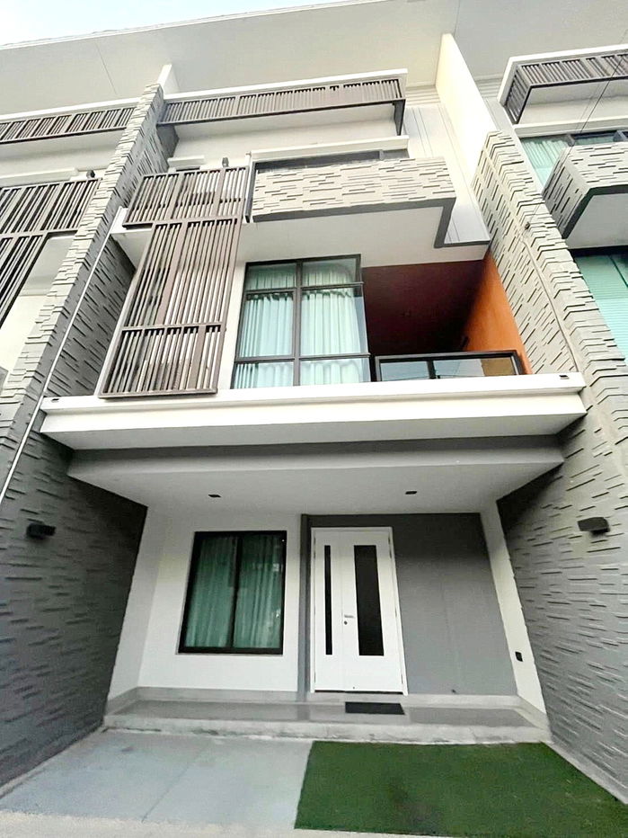 รูป ให้เช่าทาวน์เฮาส์ Plex Residence - รูปที่ 1/9