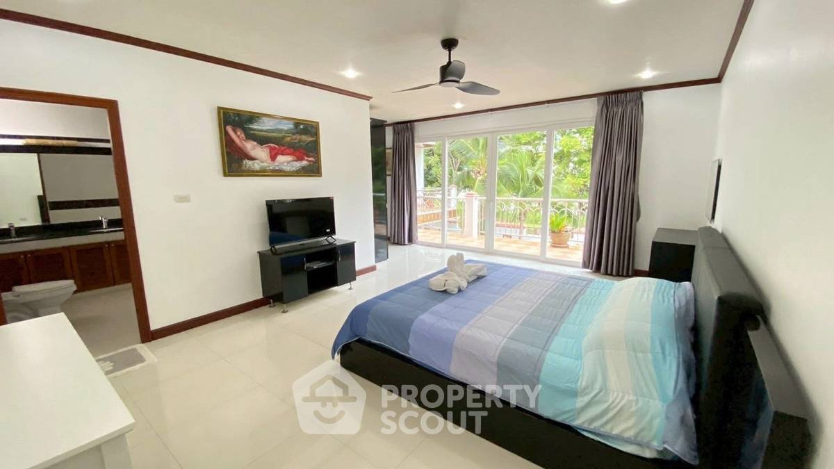 รูป วิลล่า 5-ห้องนอน ใกล้ เมืองพัทยา (ID 2265856) - รูปที่ 12/17