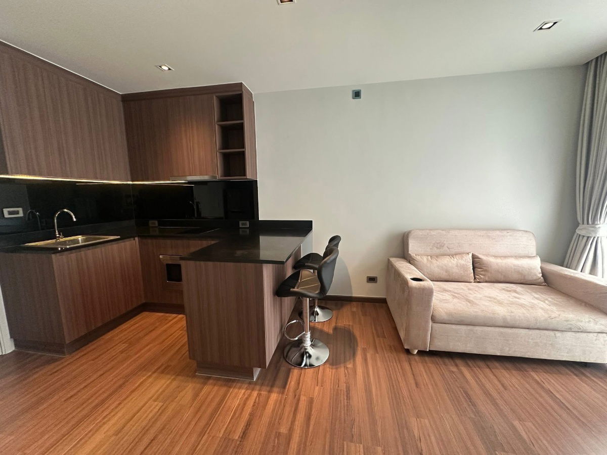 picture Urgent Rent!! Great Price! Beautifully Decorated Unit at U Charoen Residence Town in Town - 5/13