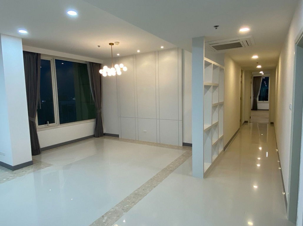 รูป The Empire Place Sathorn 3 ห้องนอน 3 ห้องน้ำ 198 ตรม  - รูปที่ 4/5