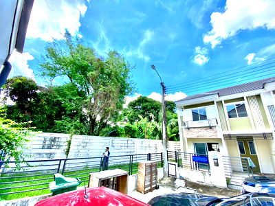 Townhouses for sale Nonthaburi : Pruksa Town Ratchapruk Nonthaburi