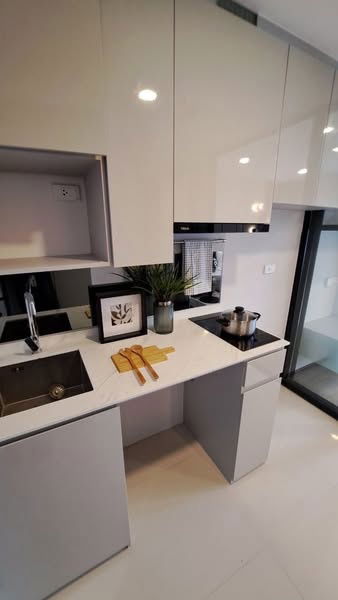 picture 🔐#OL2305_238🔐🗓️𝐅𝐨𝐫 𝐑𝐞𝐧𝐭 ( 26 𝐬𝐪𝐦. 𝟏𝐛𝐞𝐝, 𝟏𝐛𝐚𝐭𝐡 )𝗦𝗼𝗵𝗼 𝗕𝗮𝗻𝗴𝗸𝗼𝗸 𝗥𝗮𝘁𝗰𝗵𝗮𝗱𝗮 🏙️ - 7/11