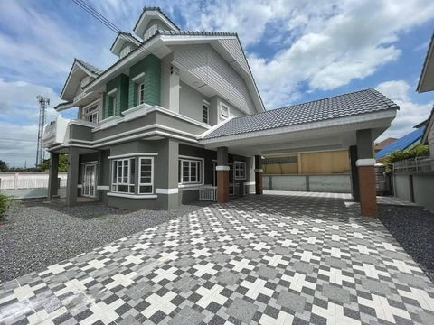 ซื้อ ขาย เช่า Parkway Chalet รามคำแหง บ้านเดี่ยวหลังมุม ห้องกว้าง ครอบครัวอยู่สบาย 🏡 เดินทางสะดวก ใกล้สถานีรถไฟฟ้า เลี้ยงสัตว์ได้ Line ID : @951qfbfi