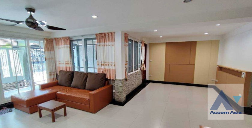 picture 🔼🔽 AccomA 📩  3 BR Townhouse in Klong Tan (AA37727) - 3/15