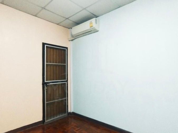 ขายทาวน์โฮม 3 ห้องนอน 100 ตร.ว. เขตลาดกระบัง