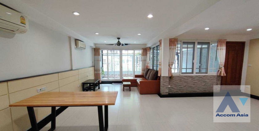 picture 🔼🔽 AccomA 📩  3 BR Townhouse in Klong Tan (AA37727) - 1/15