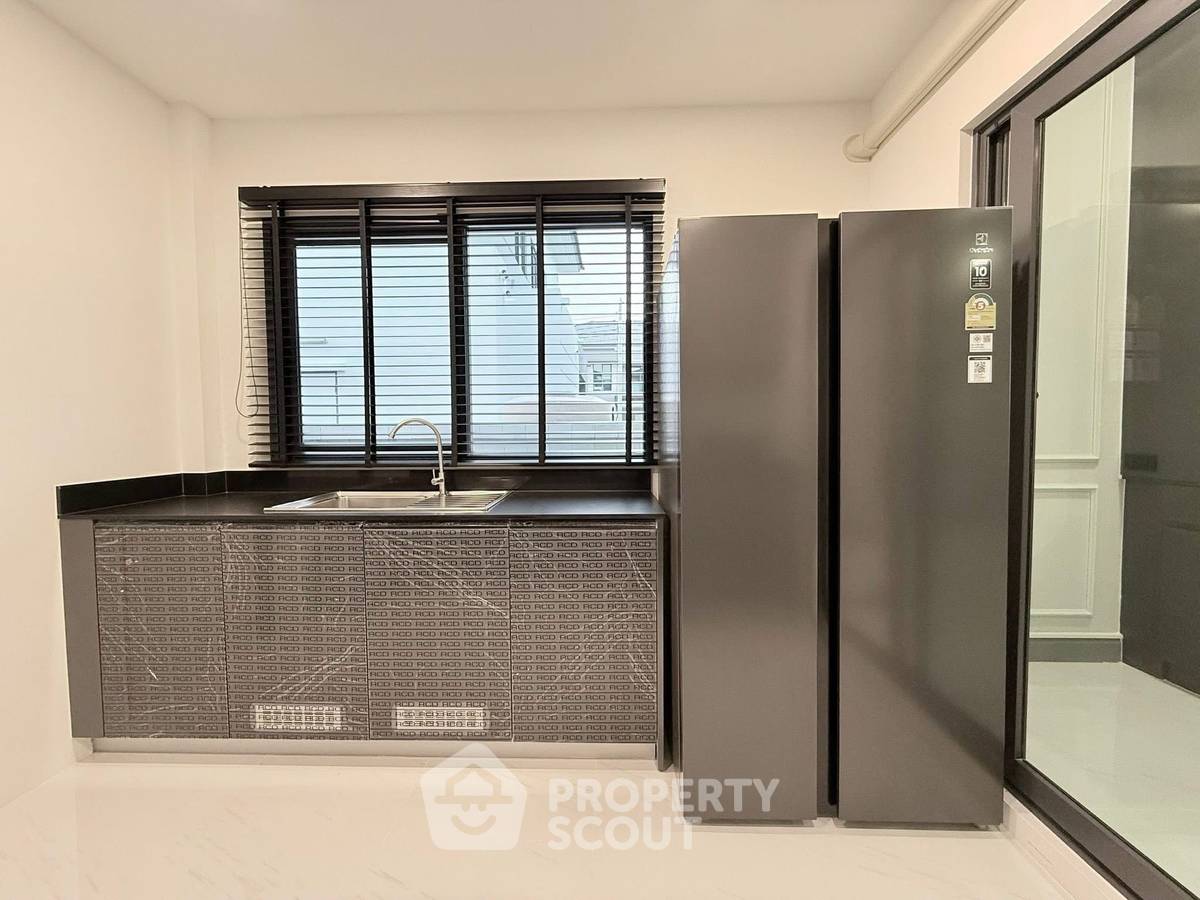 รูป บ้าน 5-ห้องนอน ที่ เดอะ ซิตี้ บางนา ใน บางแก้ว (ID 2264622) - รูปที่ 22/25