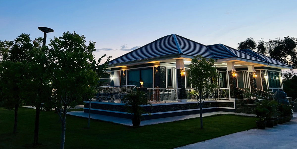 รูป ขายบ้านเดี่ยวพร้อมที่ดิน 2 ไร่ - รูปที่ 2/8