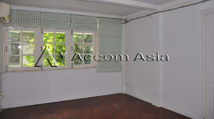 picture 🔼🔽 AccomA 📩 Home Office 5 BR Townhouse in Khlong Ton Nuea (13000795) - 12/16