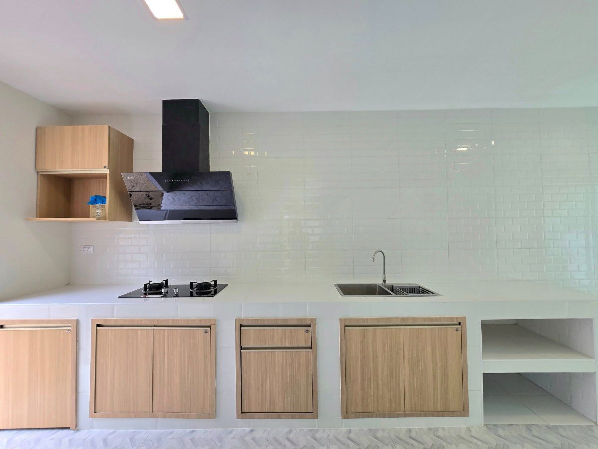picture 🔊 For sale 🏡 Single house KC Garden home 14 Nimitmai 40 🛠 Renovated the whole house 💸 Price 3.59 million ☀ House faces east, transfer fee 50/50 - 5/18