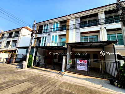 Townhouses for sale : 🏡 For Sale  : 3-Storey Townhome at Baan Klang Muang Ladprao 87 ✨ Like new, rarely used! Special price only THB 4.59 Million 