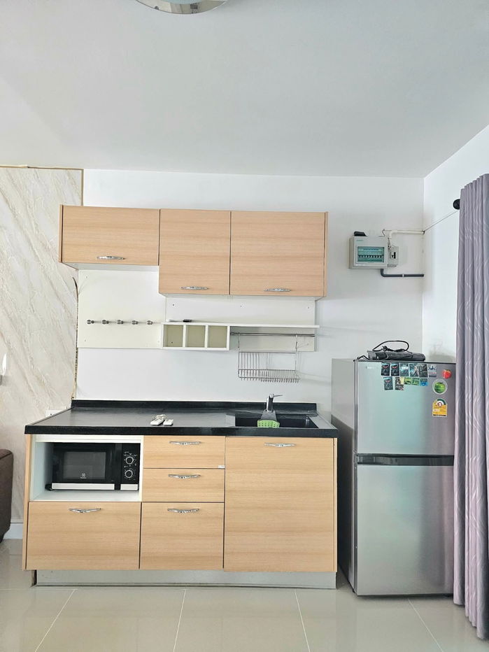 picture 🔊 For rent 🏡 Townhouse 📌 Corner house, Pleno Village, behind Thai Singapore School 🚇 Near BTS Sri Lasalle 💸 Rental price 25,000 baht/month - 15/16