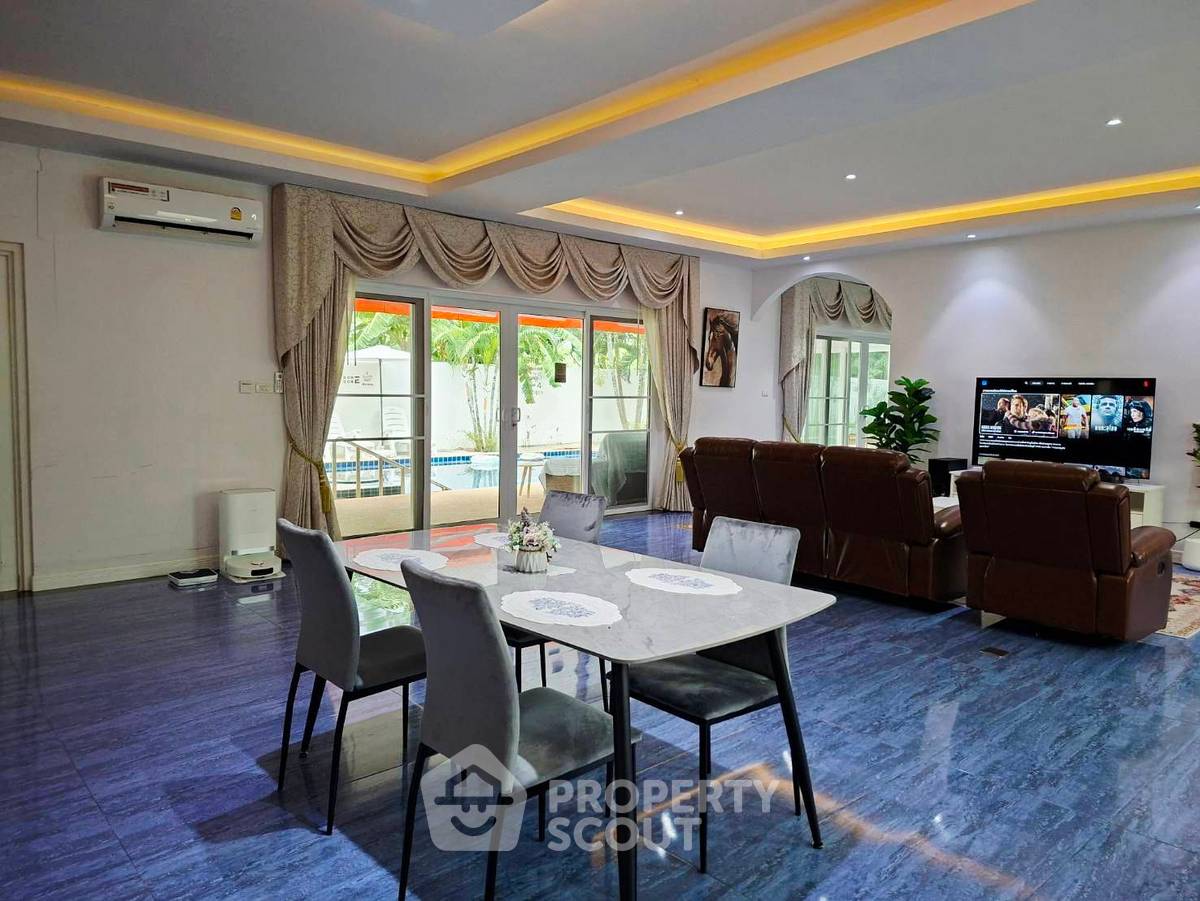 picture 3-BR Villa in Hin Lek Fai (ID 2264942) - 10/16