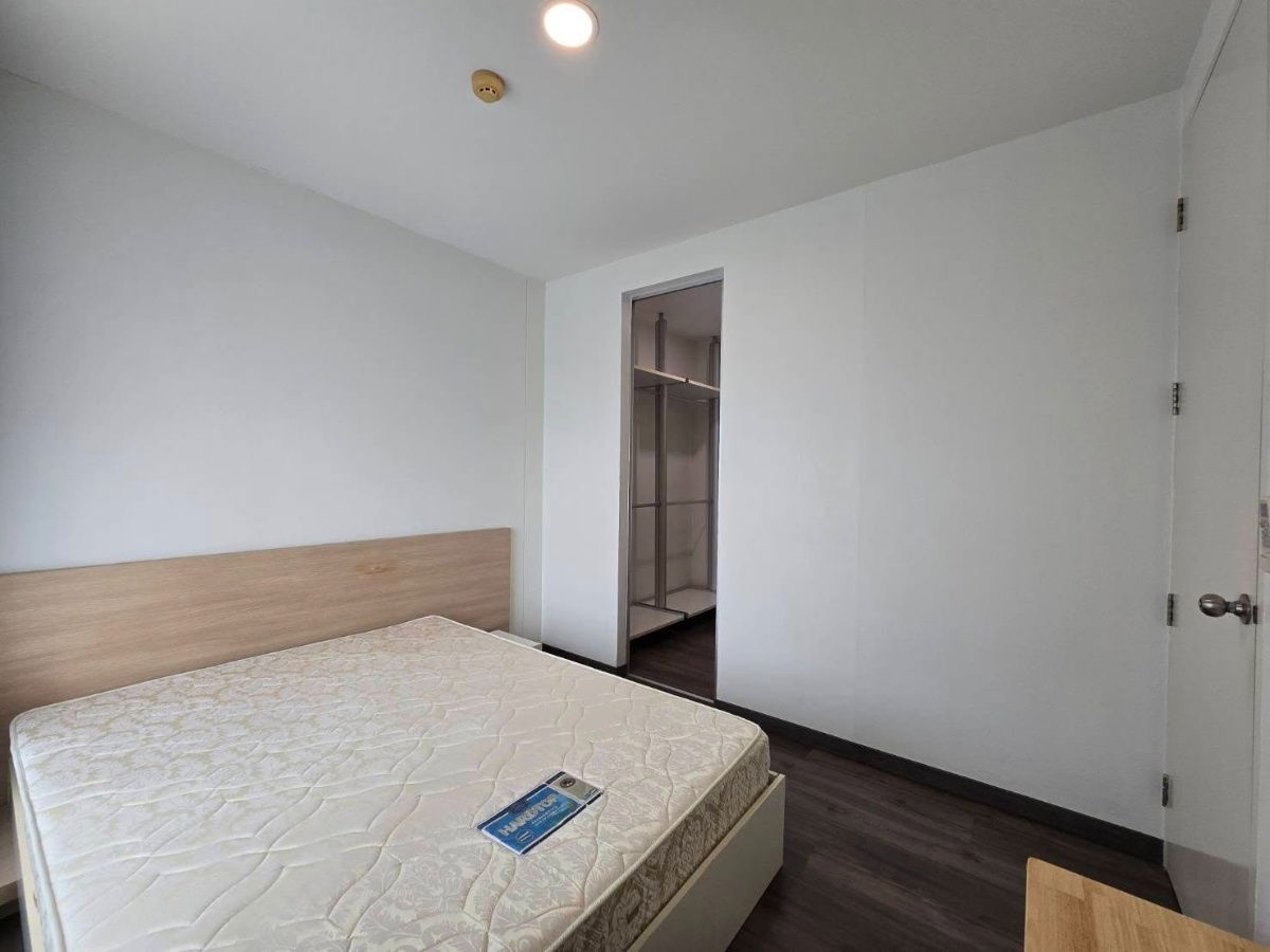 picture The Parkland Srinakarin Condo for sale  - 5/10