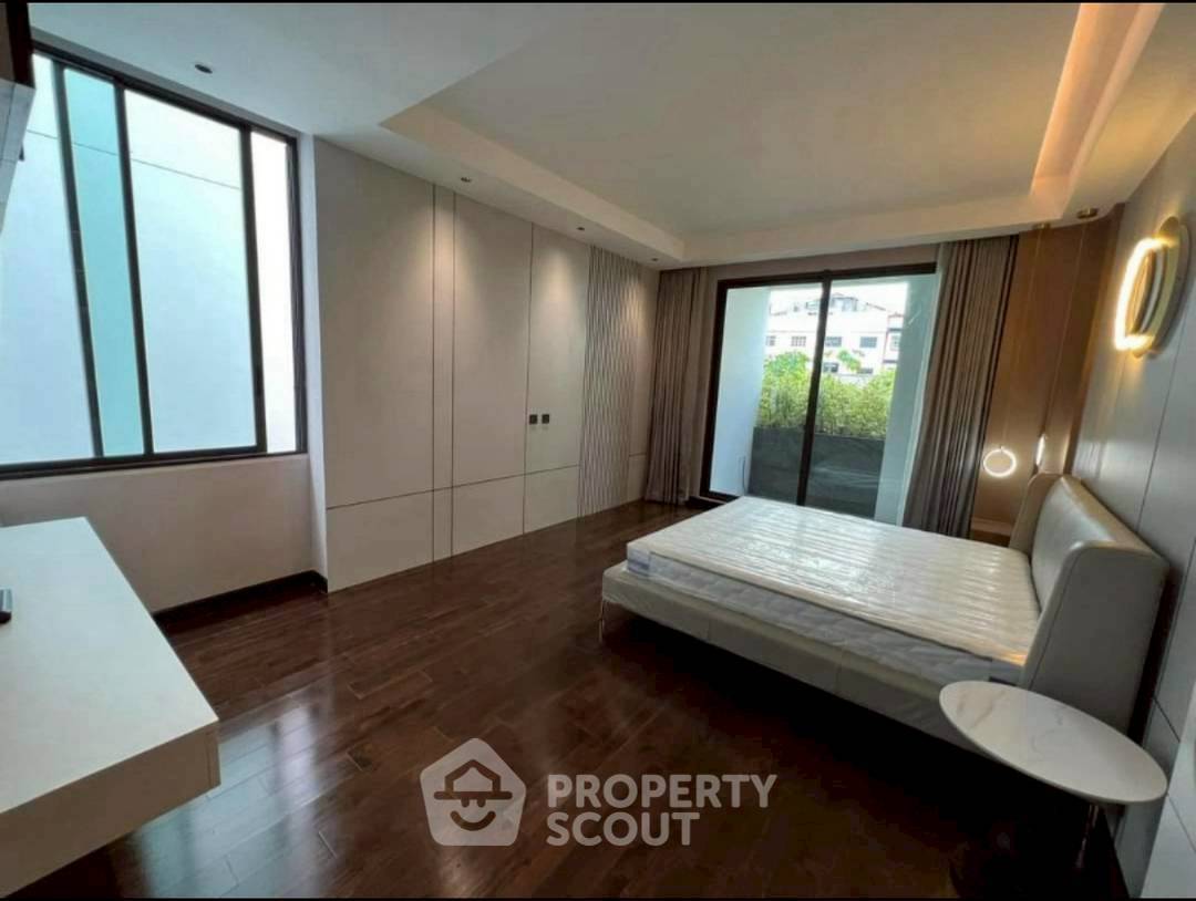 รูป บ้าน 5-ห้องนอน ที่ เดอะ เจนทริ พัฒนาการ ใน สวนหลวง (ID 2264759) - รูปที่ 3/15