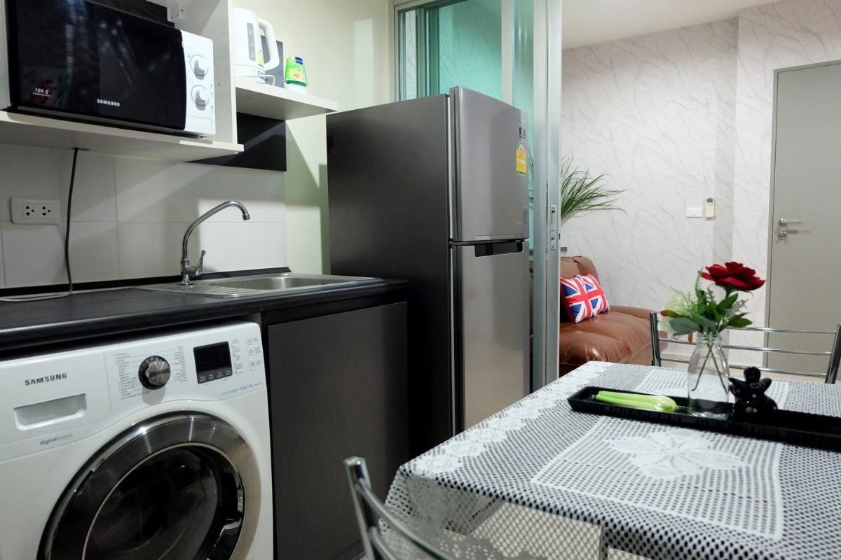 picture Condo for rent: Life Ratchadaphisek, near MRT Huai Khwang, 16,000 baht, property code: RS1536 - 8/12