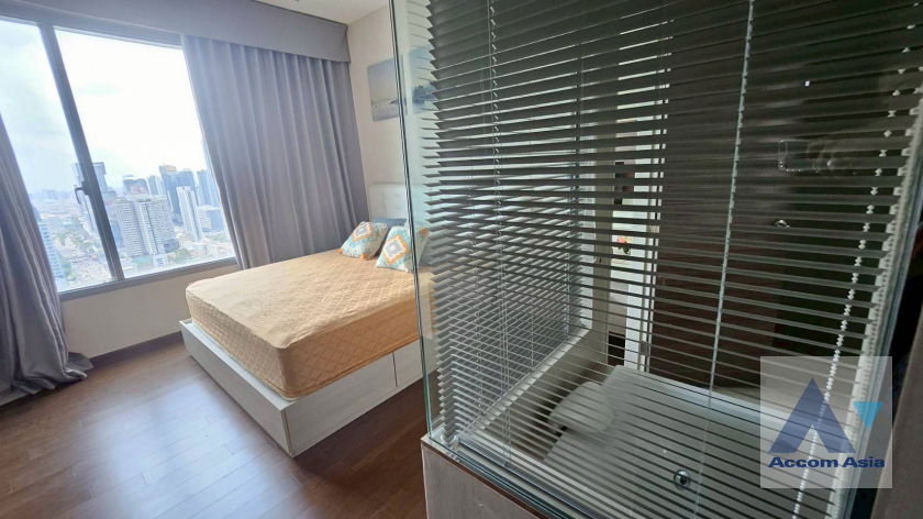 รูป 🔼🔽 AccomA 📩  Bright condo with city views and full-function layout at Q Asoke (AA14760) - รูปที่ 12/19