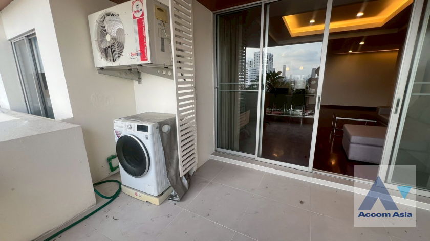 picture 🔼🔽 AccomA 📩 Big Balcony 2 BR Condominium @Newton Tower (23964) - 18/18