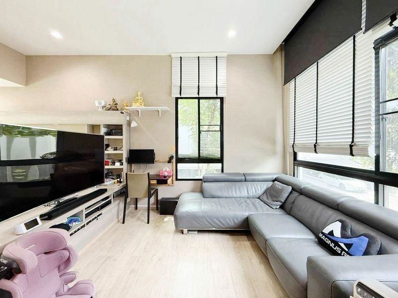 รูป LTHC13038 – Townhouse for Sale (ทาวน์เฮาส์ขาย) ARDEN RAMA 3 (อาร์เด้น พระราม 3) Size 200 sqm. 3 Bed 4 Bath ONLY 18MB - รูปที่ 2/12