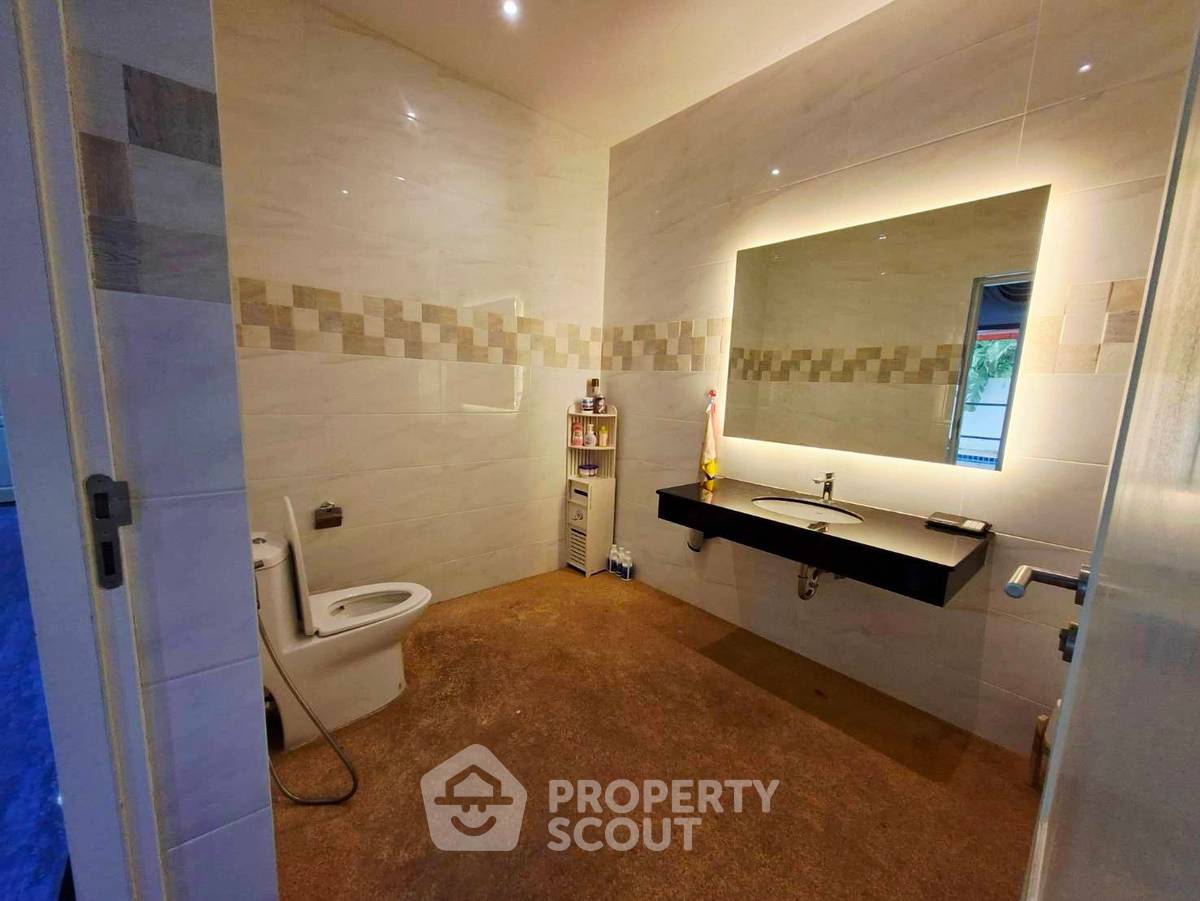 picture 3-BR Villa in Hin Lek Fai (ID 2264942) - 14/16