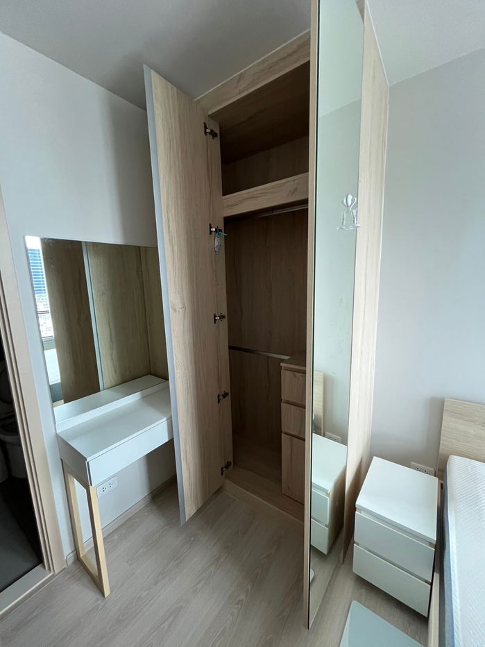 picture Condo for rent, New Noble Ngamwongwan (1 bedroom), 8th floor, good location, near The Mall / hospital / Kasetsart University / next to expressway - 10/13