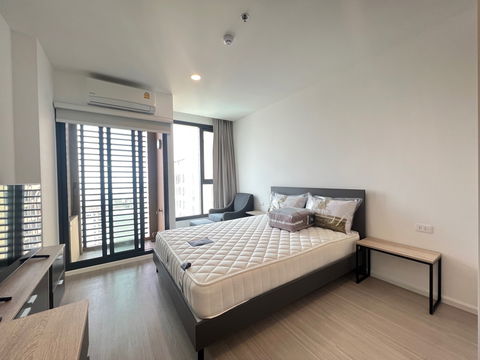 Urgent For Rent Condo Denim Jatujak Ready to move in 