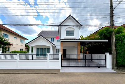 Houses for sale : 🔊 For sale 🏡 Single house KC Garden home 14 Nimitmai 40 🛠 Renovated the whole house 💸 Price 3.59 million ☀ House faces east, transfer fee 50/50