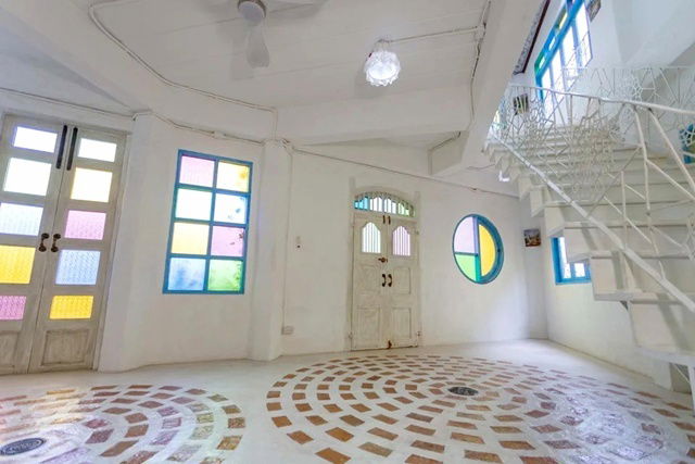 picture newly built old English style Lotus Chiang Mai Ruamchok 900 m. For rent 3-story detached house - 7/8