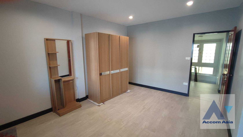 picture 🔼🔽 AccomA 📩  3 BR Townhouse in Klong Tan (AA37727) - 11/15