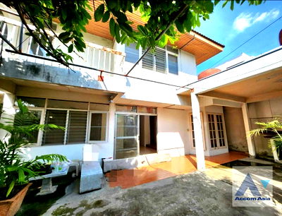 Houses for rent Bangkok : 🔼🔽 AccomA 📩  3 BR House in Bang Chak (AA44082)