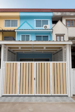 townhouse, newly renovated, ready to move in! Near the Orange Line, Min Phatthana Station, only 700 m.
