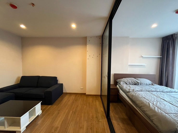 รูป ✨✨ให้เช่าห้องพร้อมอยู่!! The Tree Interchange 1BED 36 ตร.ม.ตึก A ชั้น 35 ติดห้างเกตเวย์บางซื่อ,ใกล้รถไฟฟ้า MRT เตาปูน/MRT บางโพ สนใจ LINE: @atfirm✨✨ - รูปที่ 3/12