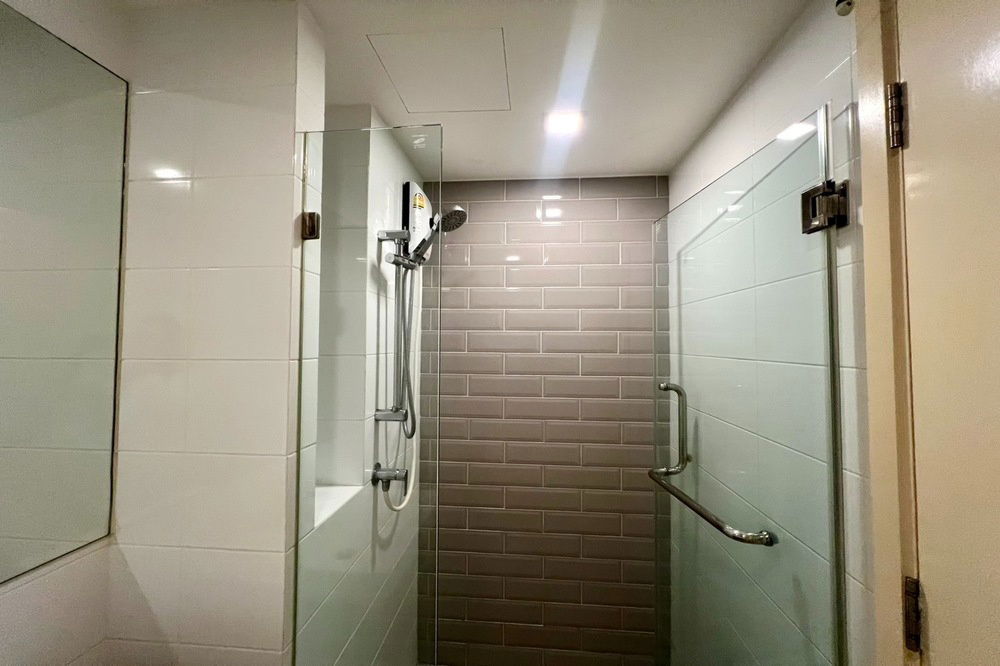 picture 🔥 For Sale !!🔥 Code C20250800042..........Notting Hill Jatujak - Interchange, 1 bedroom Plus, 1 bathroom, East Facing, furnished, Special Deal!!📣📣 - 10/11