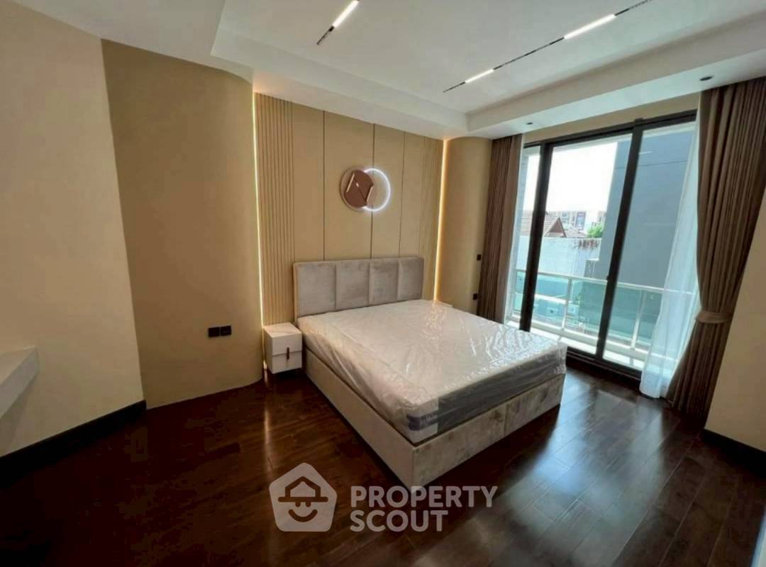 รูป บ้าน 5-ห้องนอน ที่ เดอะ เจนทริ พัฒนาการ ใน สวนหลวง (ID 2264759) - รูปที่ 8/15