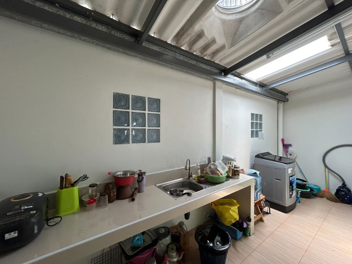 รูป บ้านสำหรับคนที่มองหาความสงบ แต่ยังใกล้ความสะดวกในเมือง ขายทาวน์เฮาส์ 2 ชั้น หมู่บ้าน ฟ้าใสวิลล์ 2 ( Fahsai ville 2 )  - รูปที่ 8/15