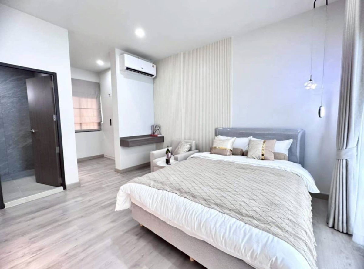 รูป ขาย Modern Luxury Pool Villa เชียงใหม่  - รูปที่ 15/20