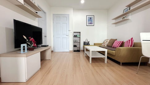ห้องรีโนเวทใหม่ พร้อมให้เช่า " Life @ รัชดา-สุทธิสาร "  1 ห้องนอน 41 ตร.ม. ใกล้ MRT-สุทธิสาร [251111]